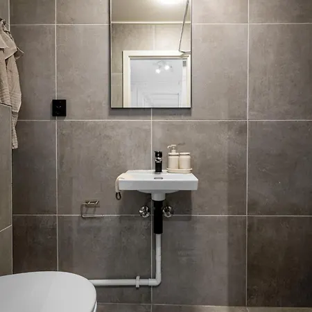 Style I Cozy Street I Easy Check In Apartment *